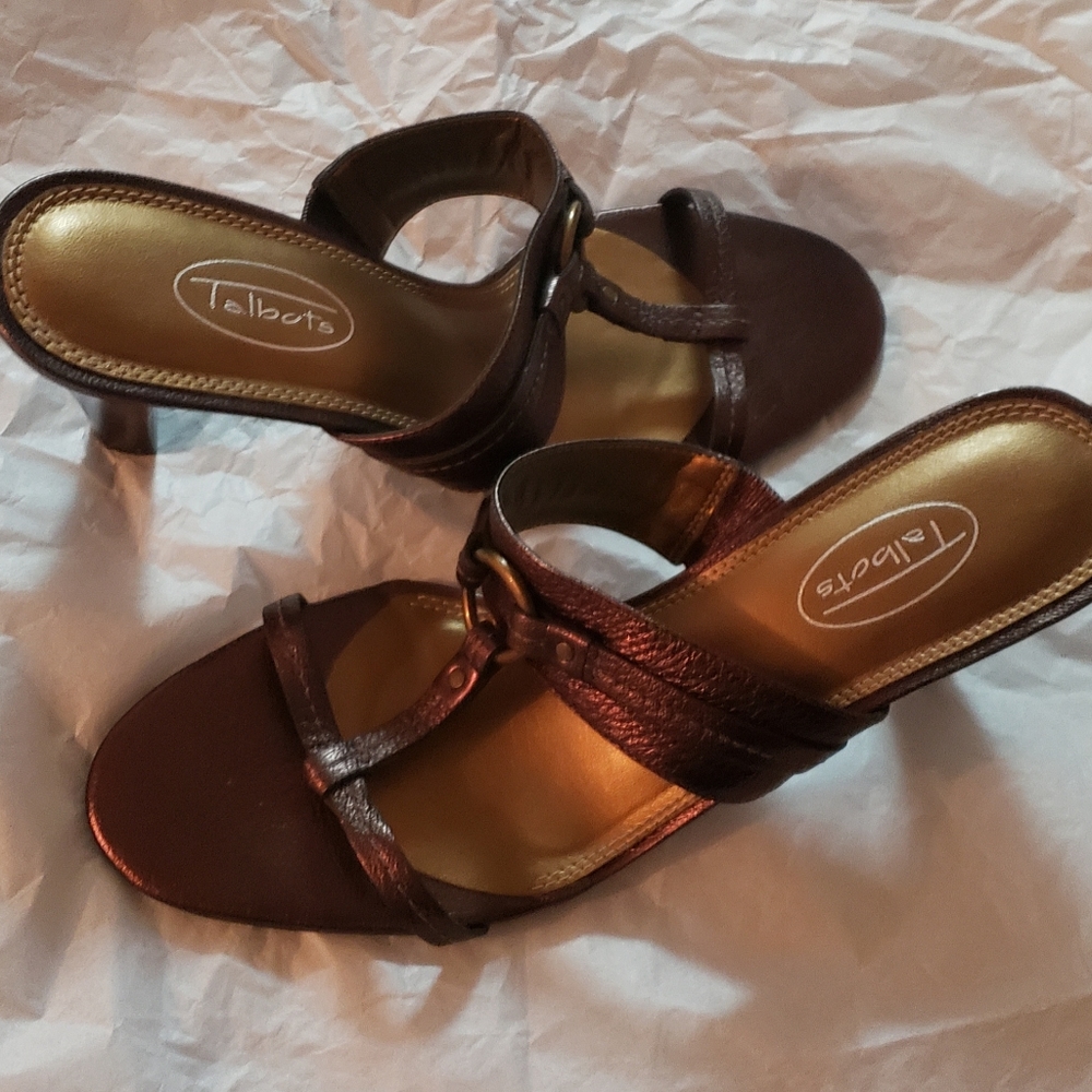 Talbots Bronze Sandals Slides Heels 7.5